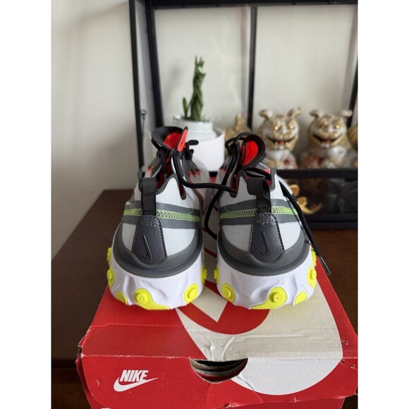 Size 9.5 - Nike React Element 55 SE Platinum Crimson main image 7